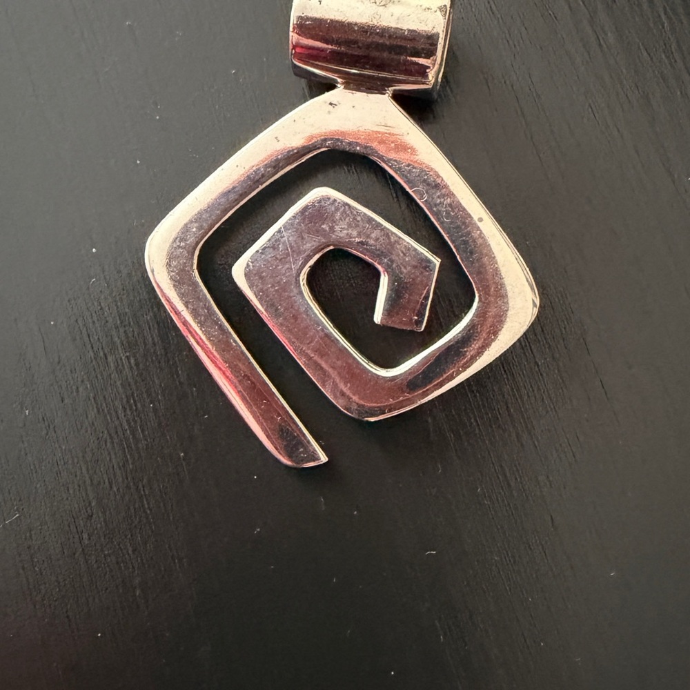 Silpada Sterling Silver Spiral pendant S0337